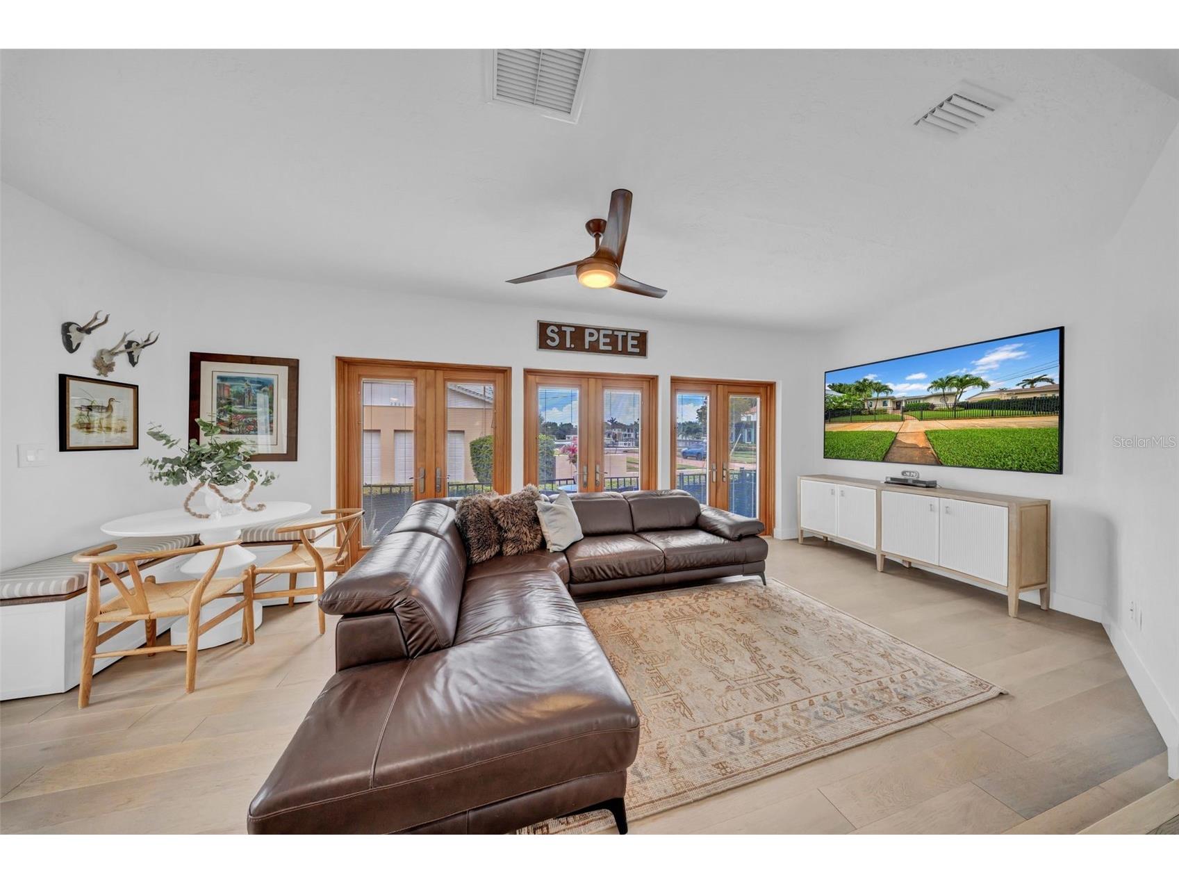 121 28th Avenue NE Saint Petersburg FL 33704 TB8407386 image16