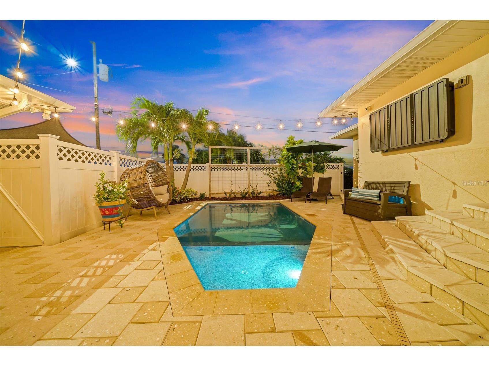 121 28th Avenue NE Saint Petersburg FL 33704 TB8407386 image33