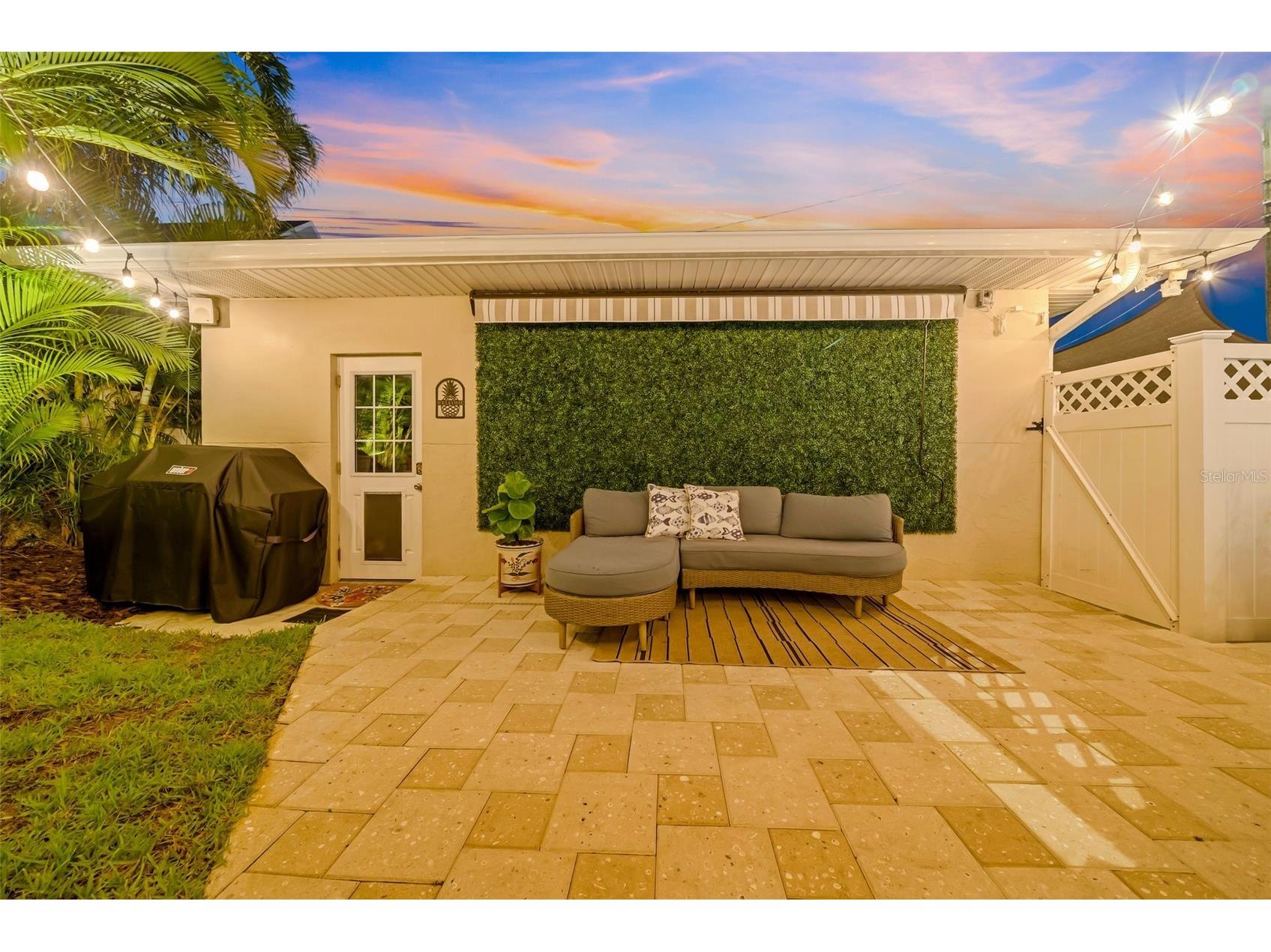 121 28th Avenue NE Saint Petersburg FL 33704 TB8407386 image37