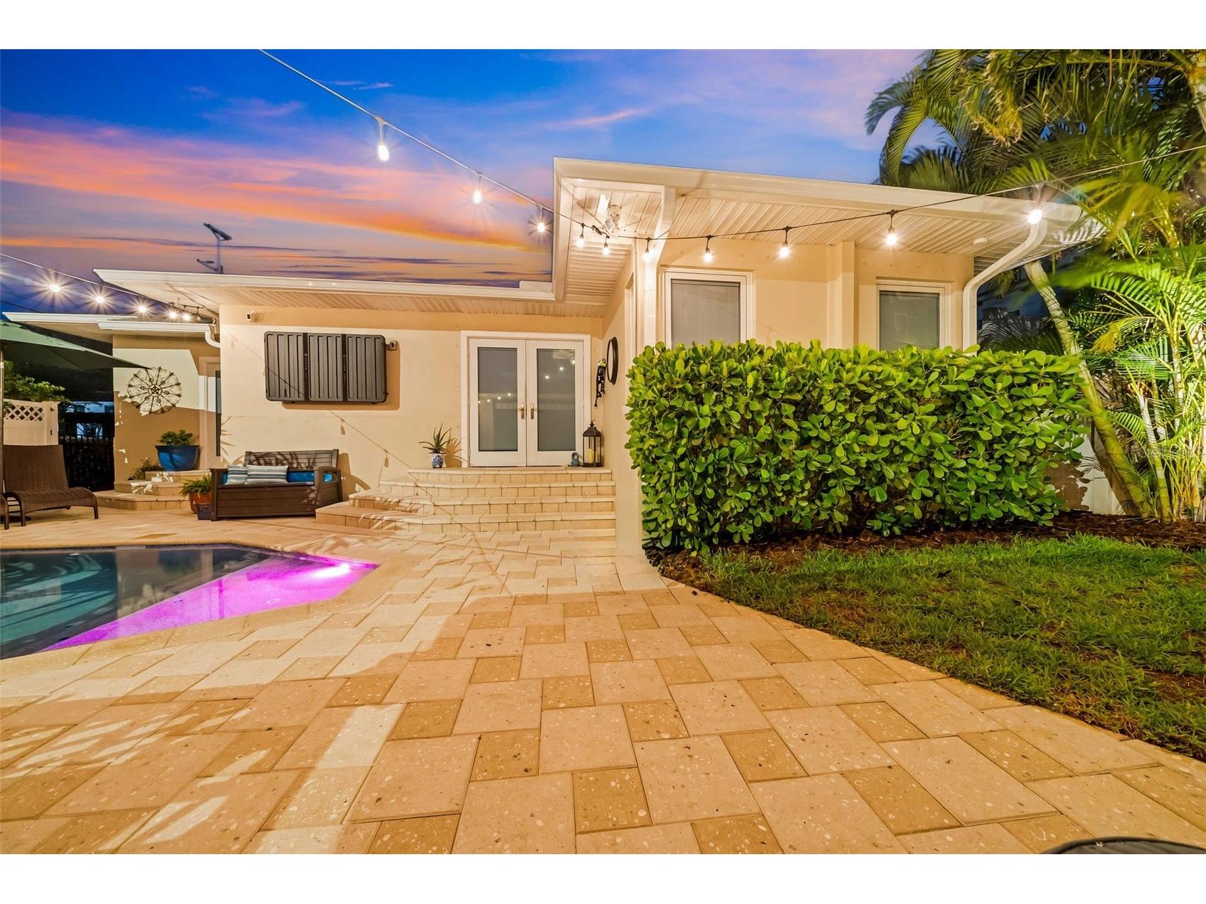 121 28th Avenue NE Saint Petersburg FL 33704 TB8407386 image39