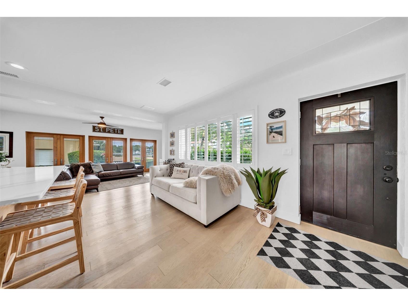 121 28th Avenue NE Saint Petersburg FL 33704 TB8407386 image4