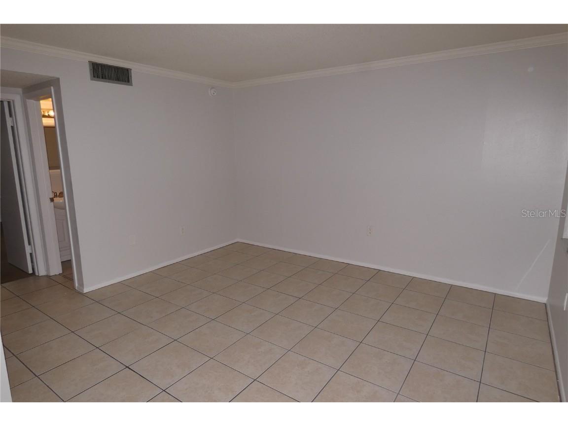 121 3rd Avenue N #106 Saint Petersburg FL 33701 U8153543 image7