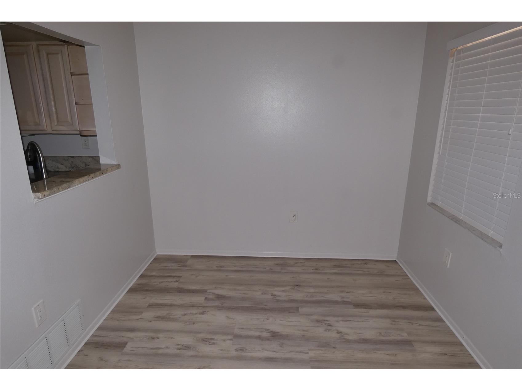 121 3rd Avenue N #307 Saint Petersburg FL 33701 TB8516868 image3