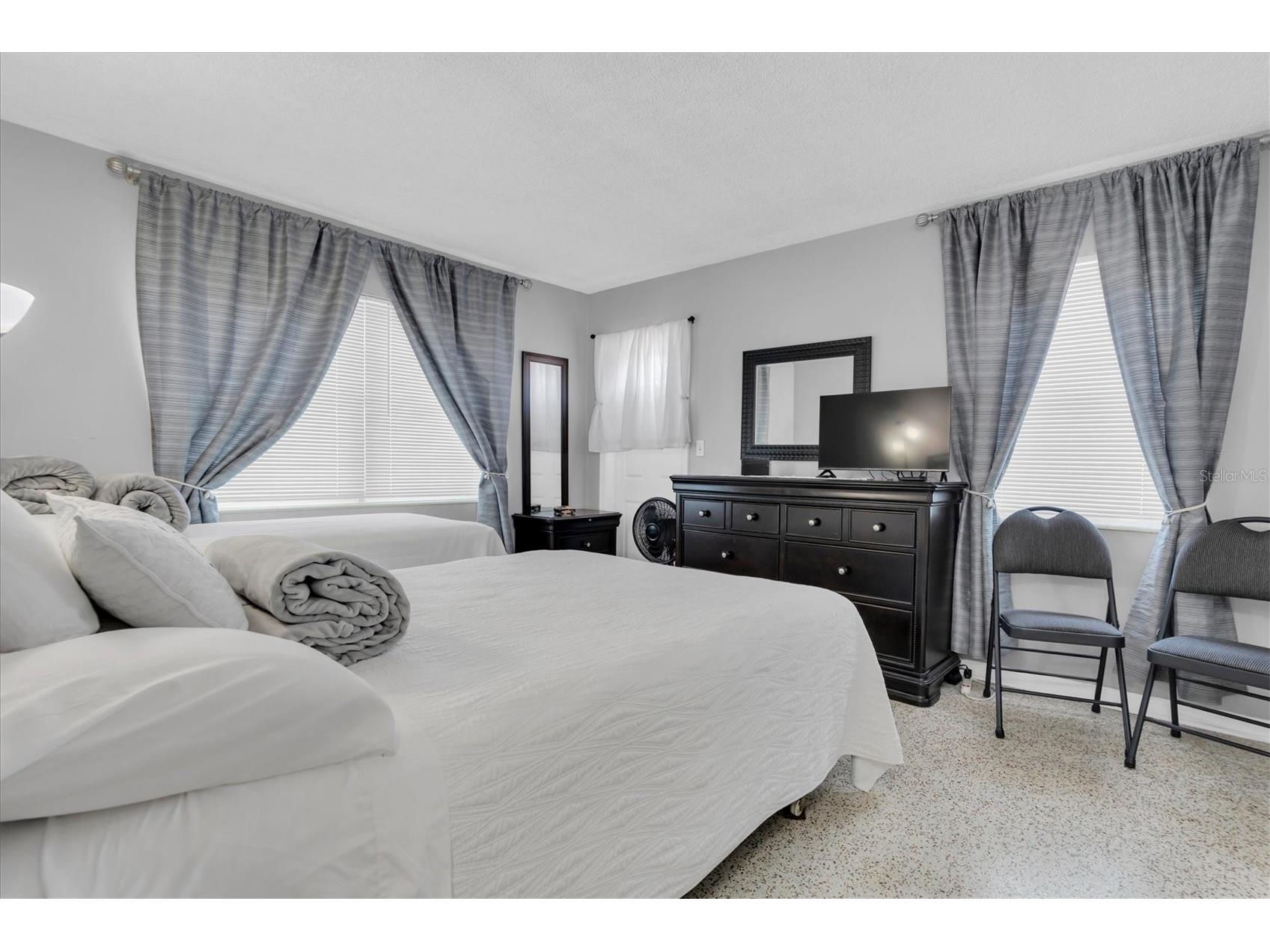 121 46th Avenue #2A Saint Pete Beach FL 33706 TB8504056 image3