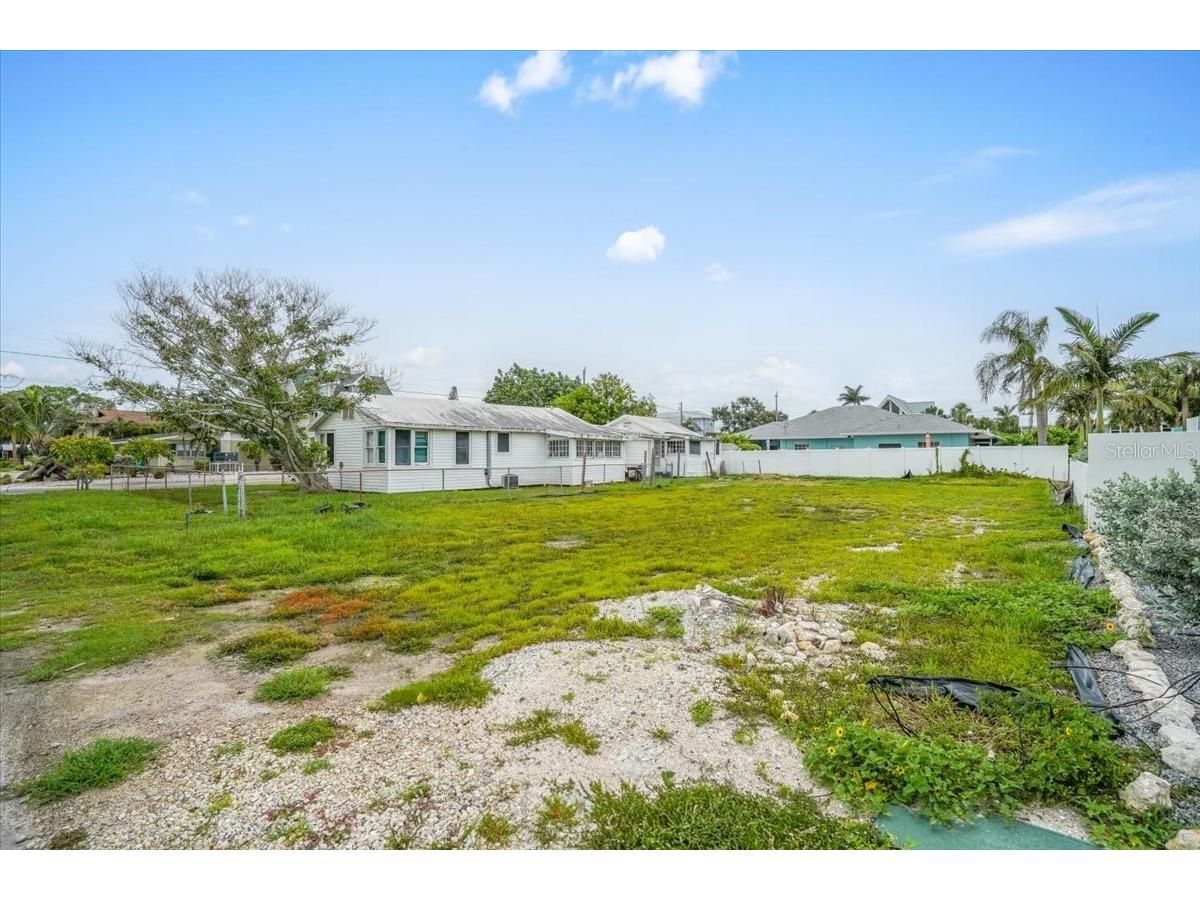 121 48th Street Holmes Beach FL 34217 A4695108 image20
