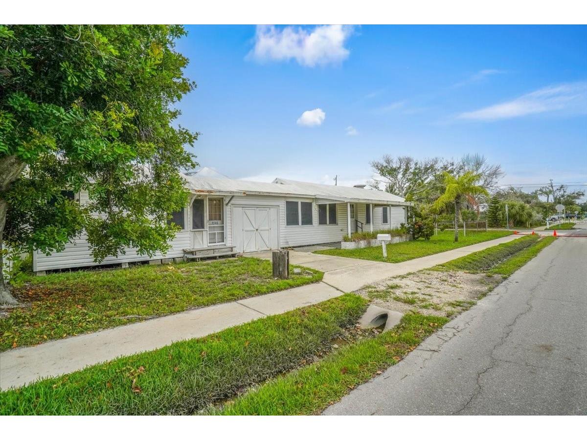 121 48th Street Holmes Beach FL 34217 A4695108 image28