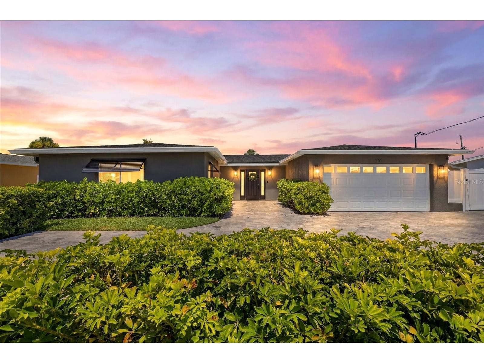 121 79th Street S Saint Petersburg FL 33707 TB8523497 image1