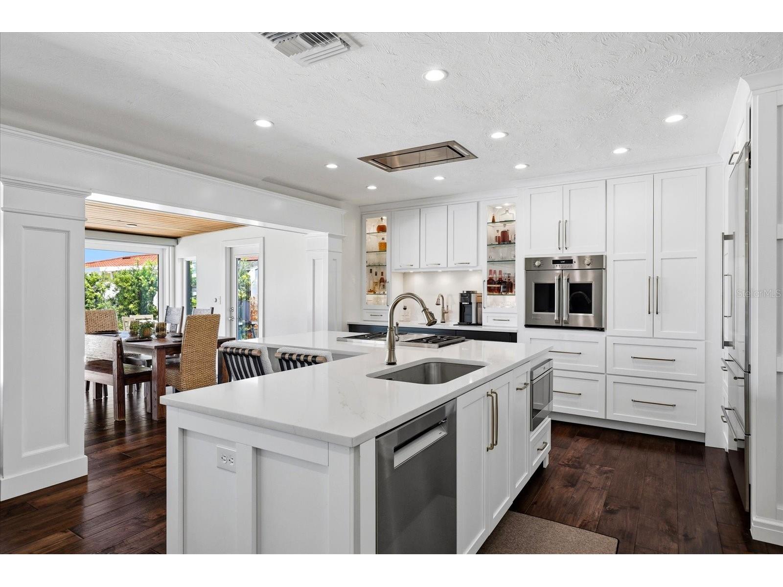 121 79th Street S Saint Petersburg FL 33707 TB8523497 image19