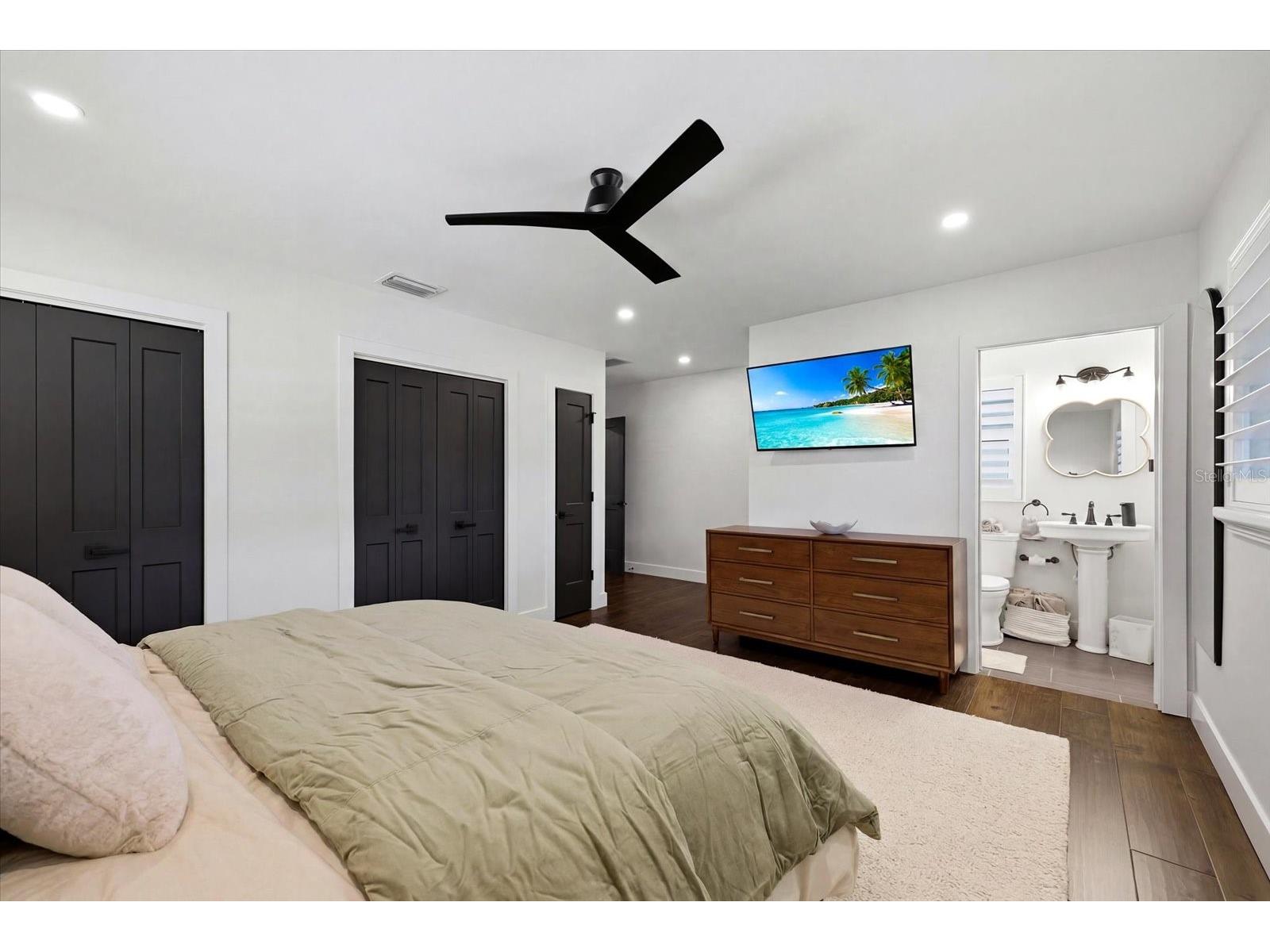 121 79th Street S Saint Petersburg FL 33707 TB8523497 image39