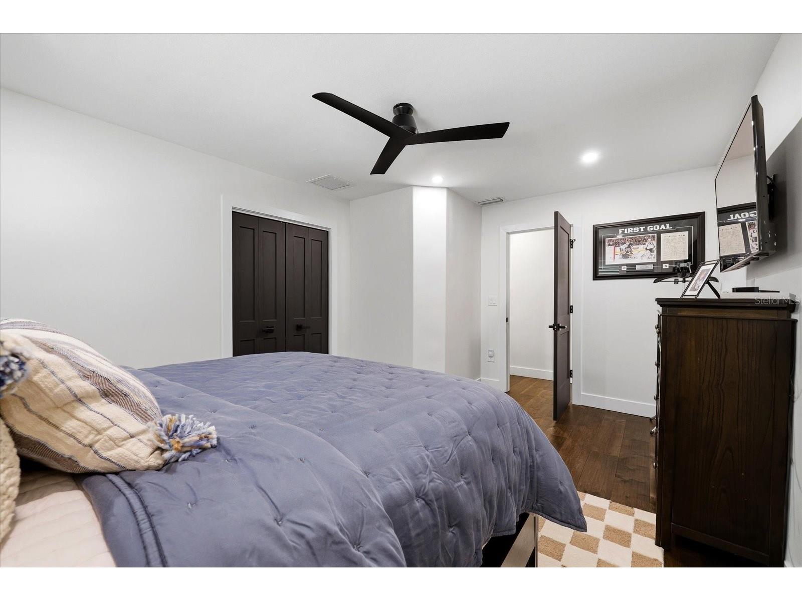 121 79th Street S Saint Petersburg FL 33707 TB8523497 image44