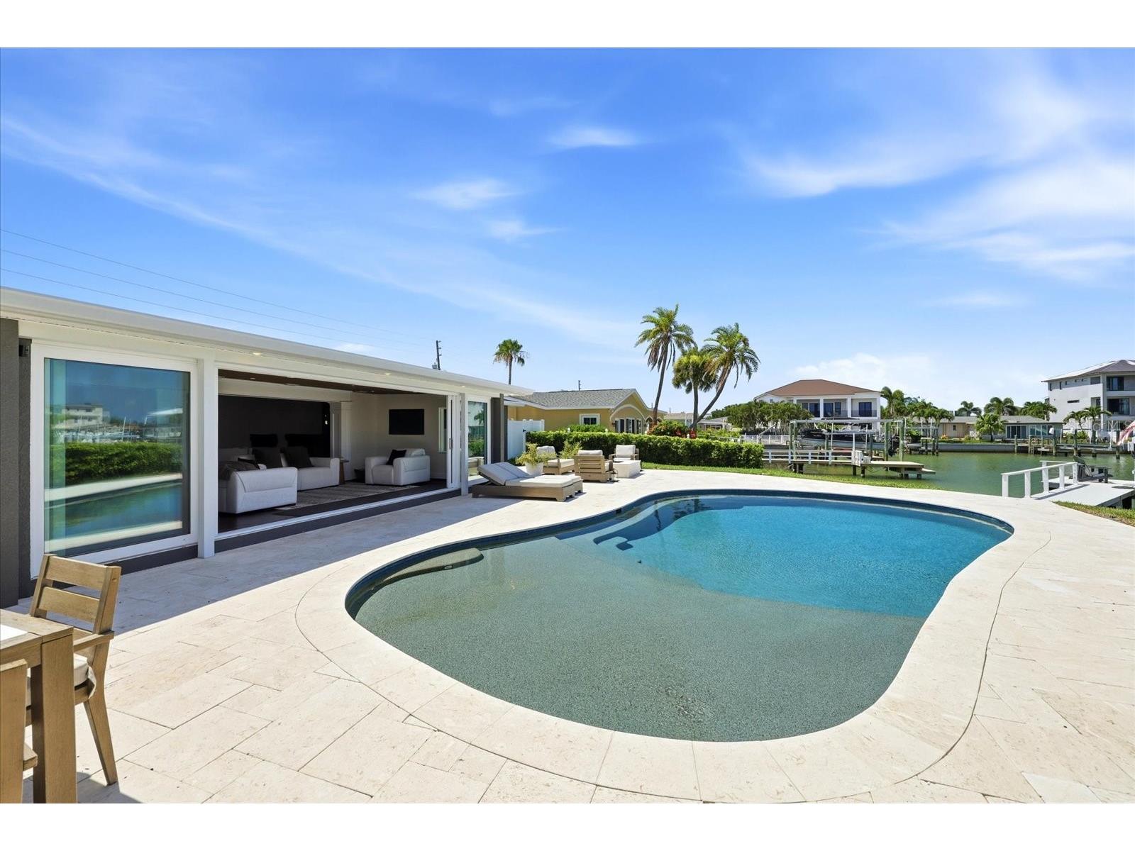 121 79th Street S Saint Petersburg FL 33707 TB8523497 image50