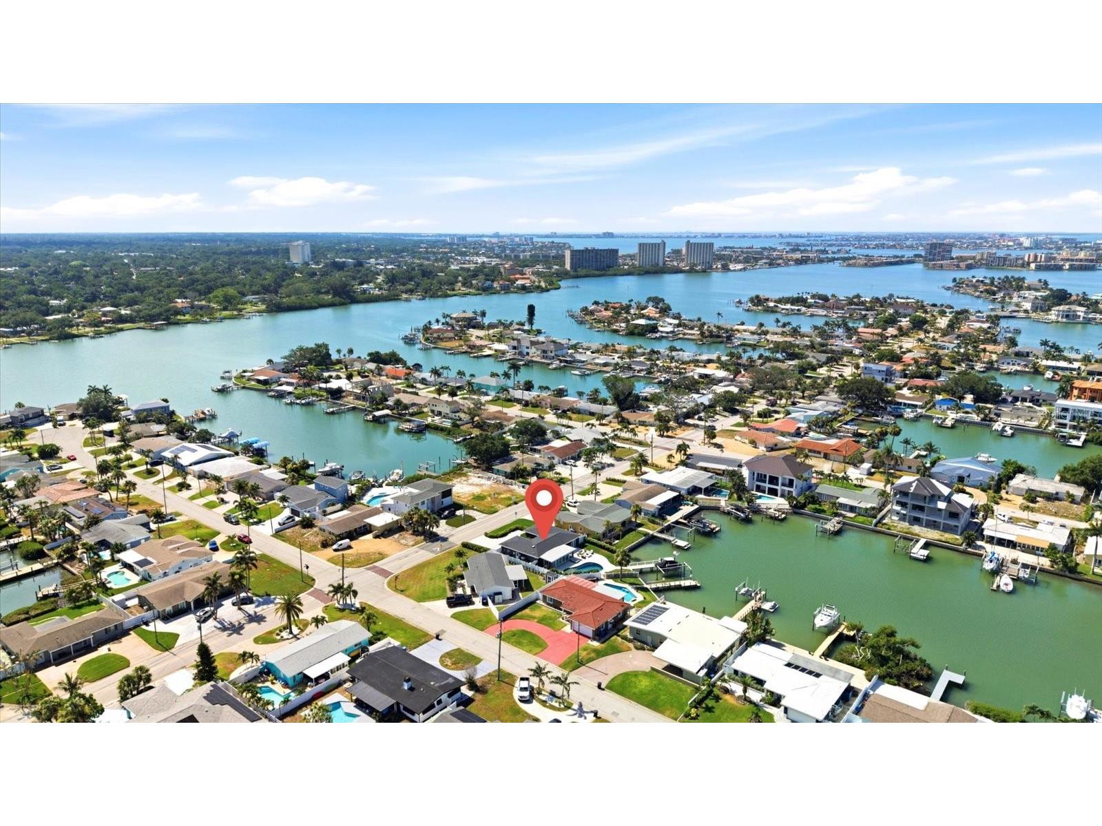 121 79th Street S Saint Petersburg FL 33707 TB8523497 image53