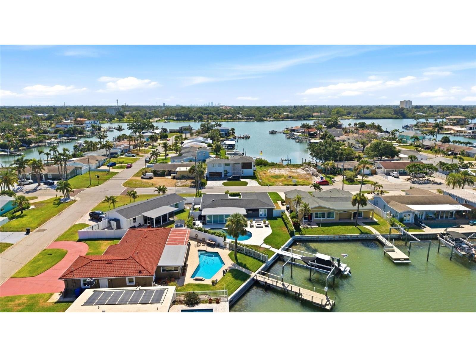 121 79th Street S Saint Petersburg FL 33707 TB8523497 image56