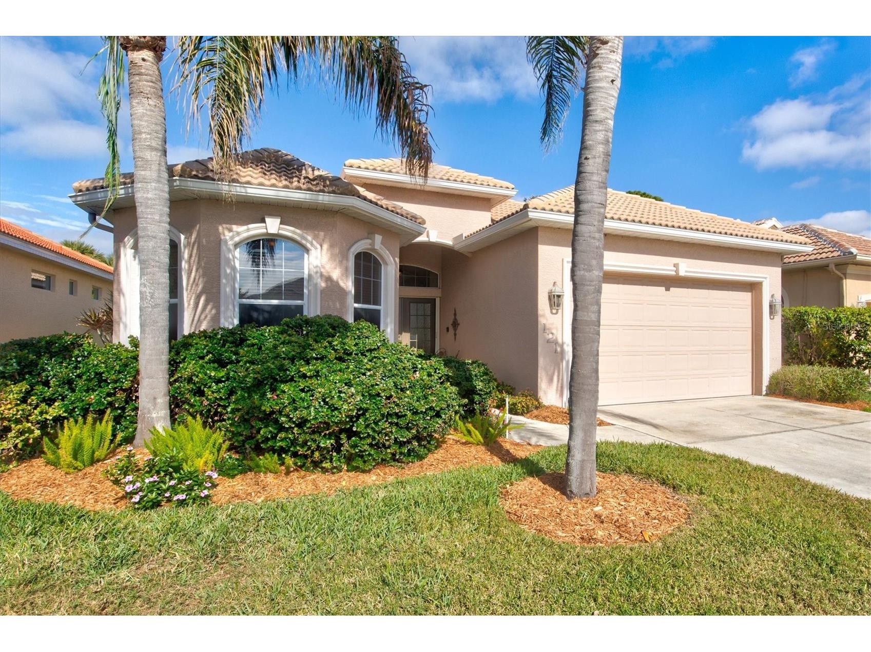 121 Amora Avenue Venice FL 34285 N6142857 image1