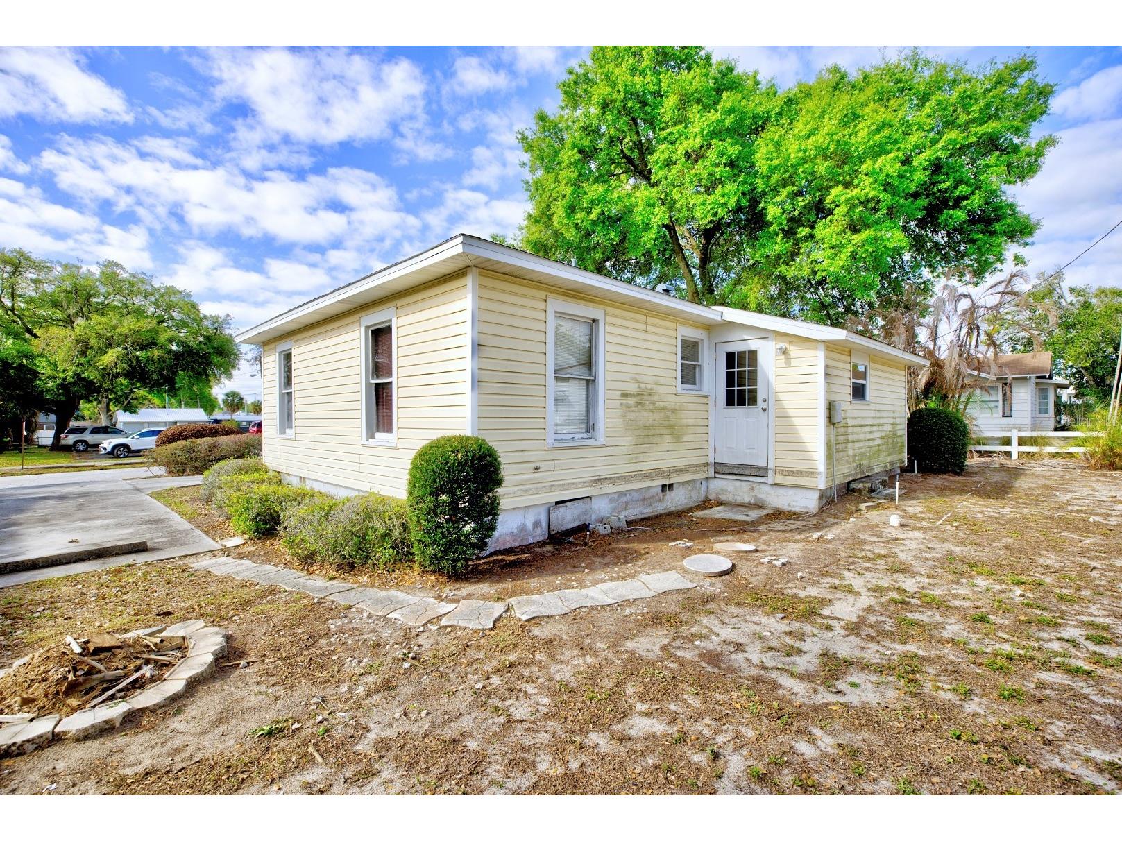 121 Bates Avenue SE Winter Haven FL 33880 OM721475 image24