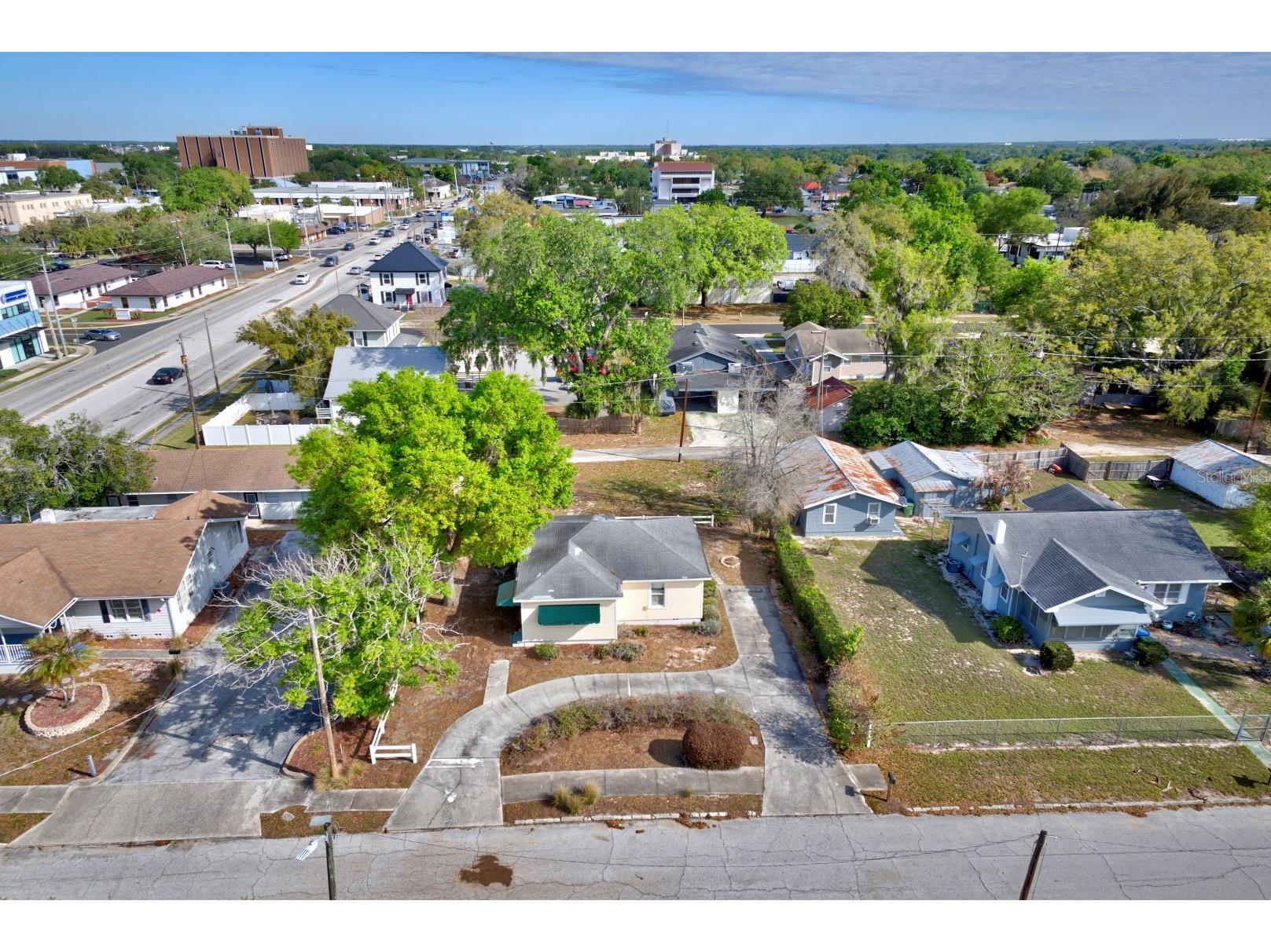 121 Bates Avenue SE Winter Haven FL 33880 OM721475 image29