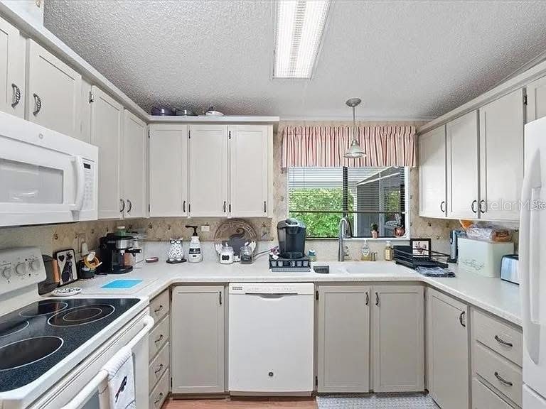 121 Bermuda Way North Port FL 34287 N6140960 image16