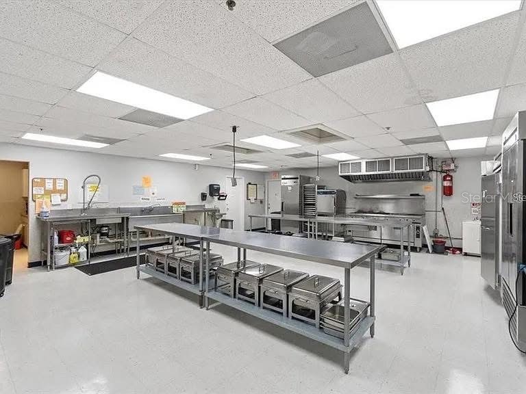 121 Bermuda Way North Port FL 34287 N6140960 image39