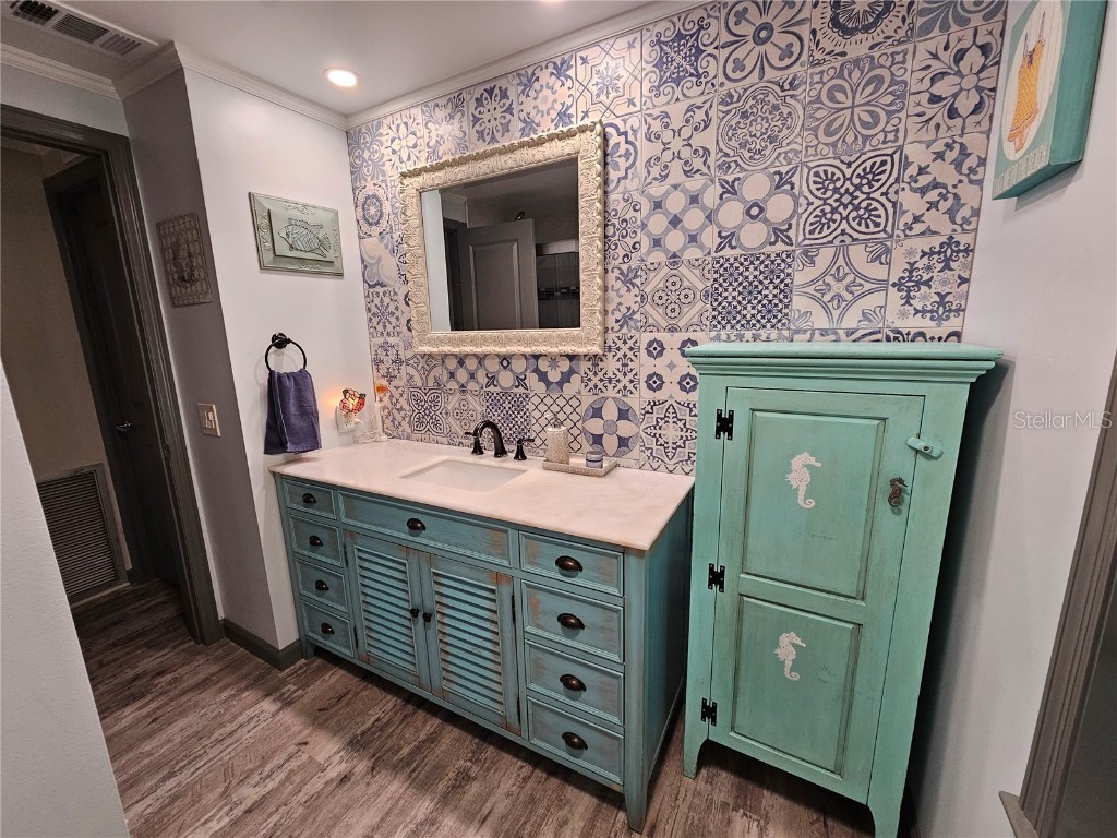 121 Dolphin Drive S Oldsmar FL 34677 TB8370574 image35