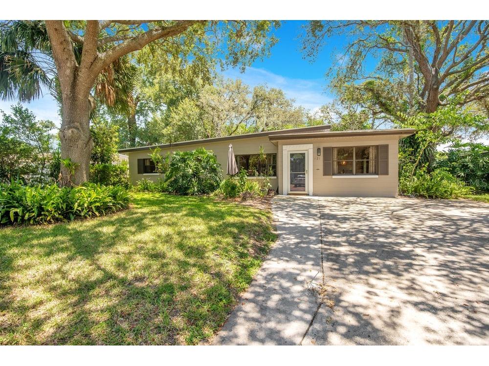 121 E Lauren Court Fern Park FL 32730 - Prairie O6134995 image1