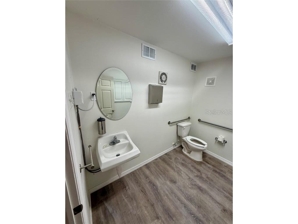 121 E Mckenzie Street Punta Gorda FL 33950 C7505123 image10