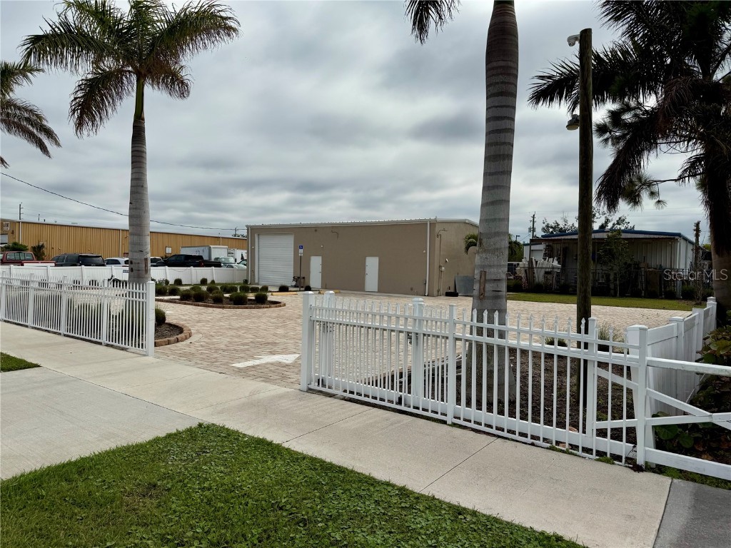 121 E Mckenzie Street Punta Gorda FL 33950 C7505123 image17