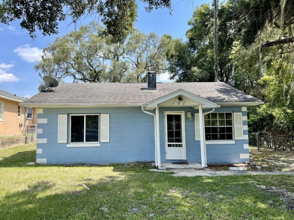 121 E Mohawk Street Mascotte FL 34753 O6037560 image1