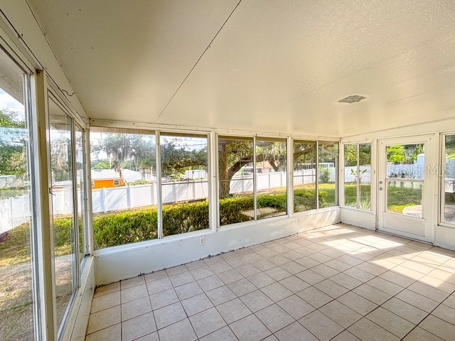 121 E Pine St Howey In The Hills FL 34737 - LITTLE LAKE HARRIS G5112224 image13
