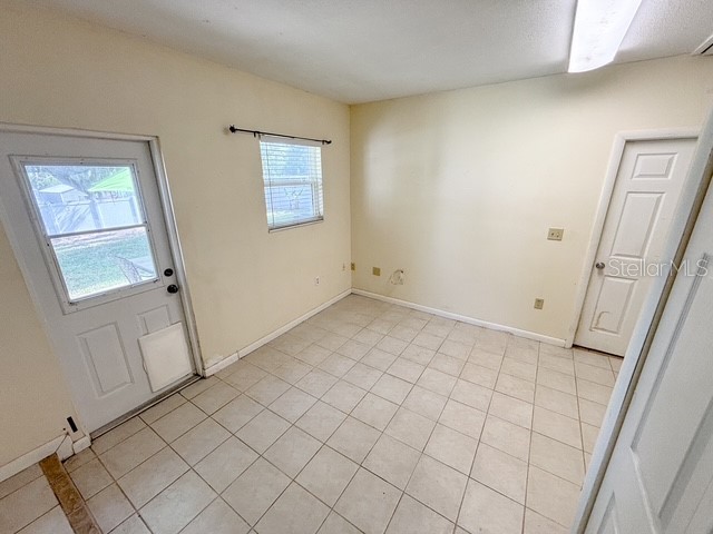 121 E Pine St Howey In The Hills FL 34737 - LITTLE LAKE HARRIS G5112224 image15