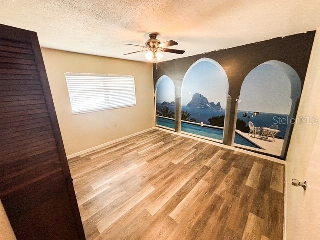 121 E Pine St Howey In The Hills FL 34737 - LITTLE LAKE HARRIS G5112224 image28