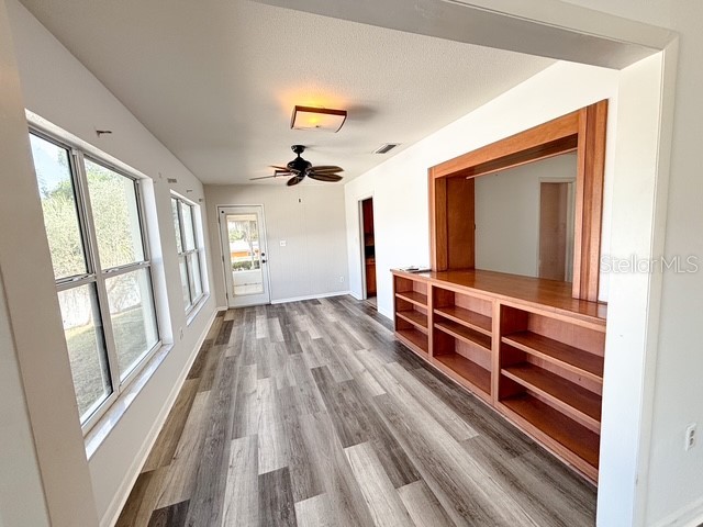 121 E Pine St Howey In The Hills FL 34737 - LITTLE LAKE HARRIS G5112224 image6