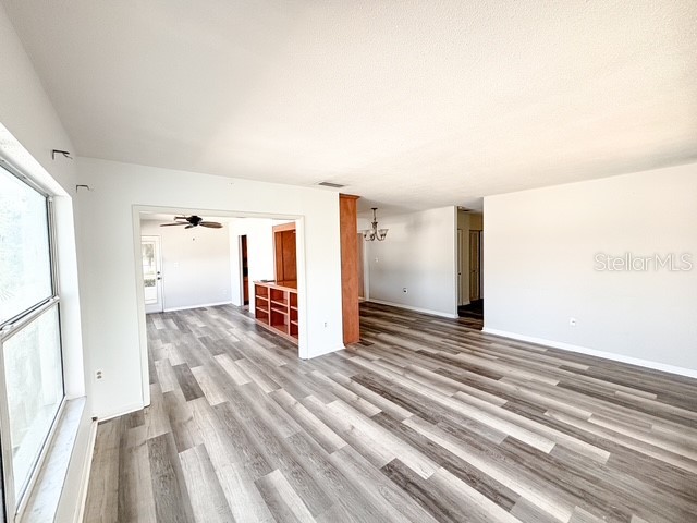 121 E Pine St Howey In The Hills FL 34737 - LITTLE LAKE HARRIS G5112224 image9