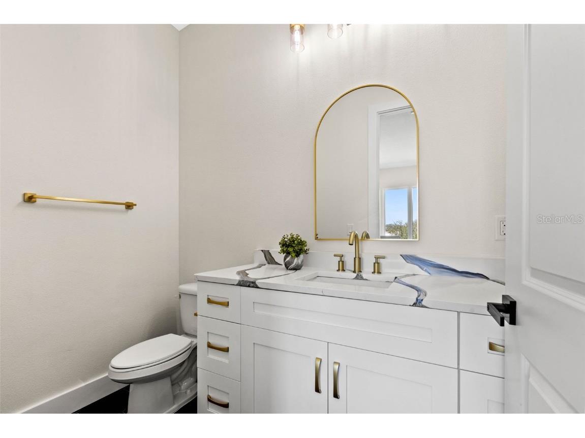 121 E Warren Avenue #3 Tampa FL 33602 TB8455490 image32