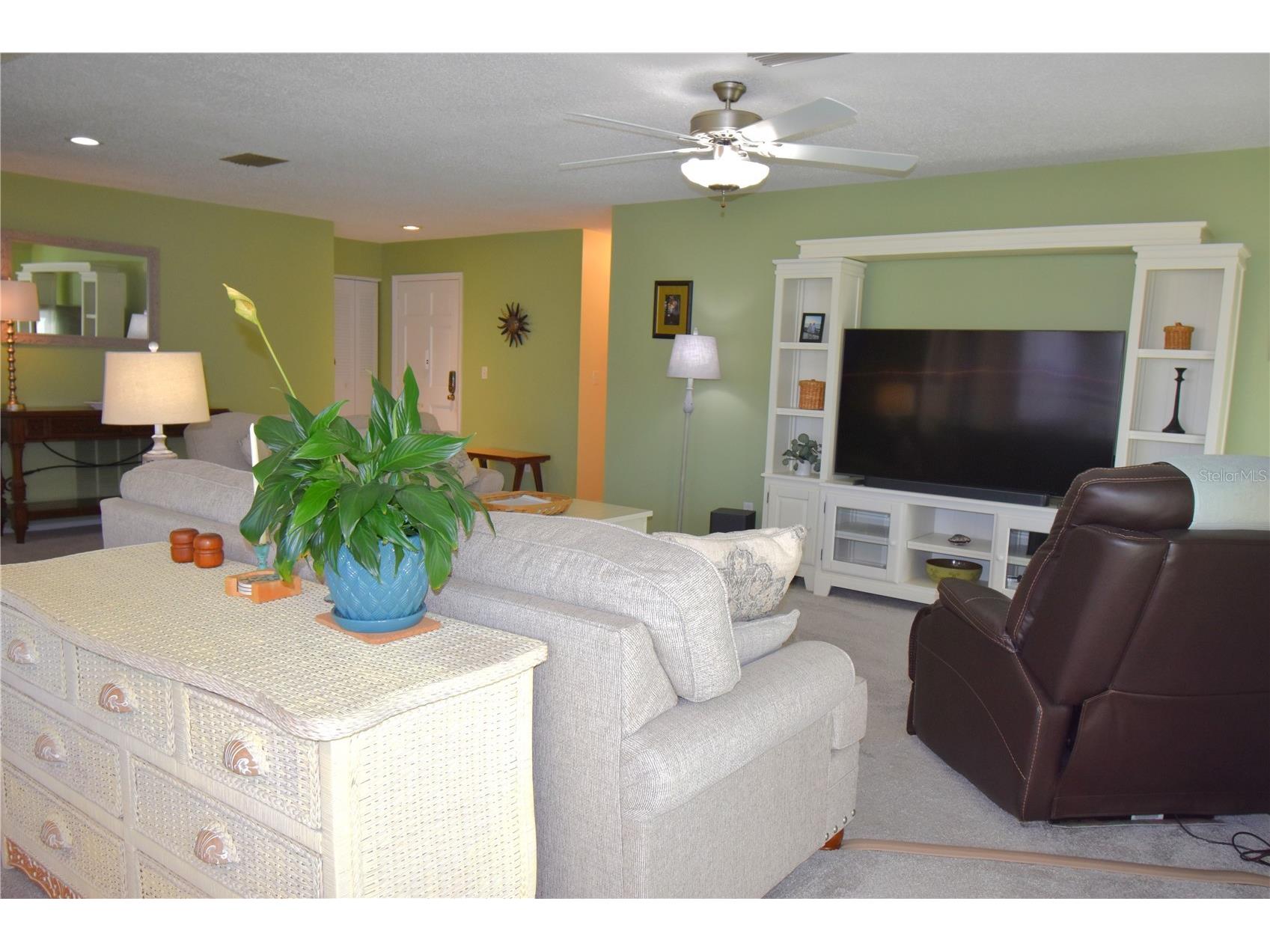 121 Fernwood Circle #121 Seminole FL 33777 - CANAL TO LAKE SEMINOLE TB8470542 image10