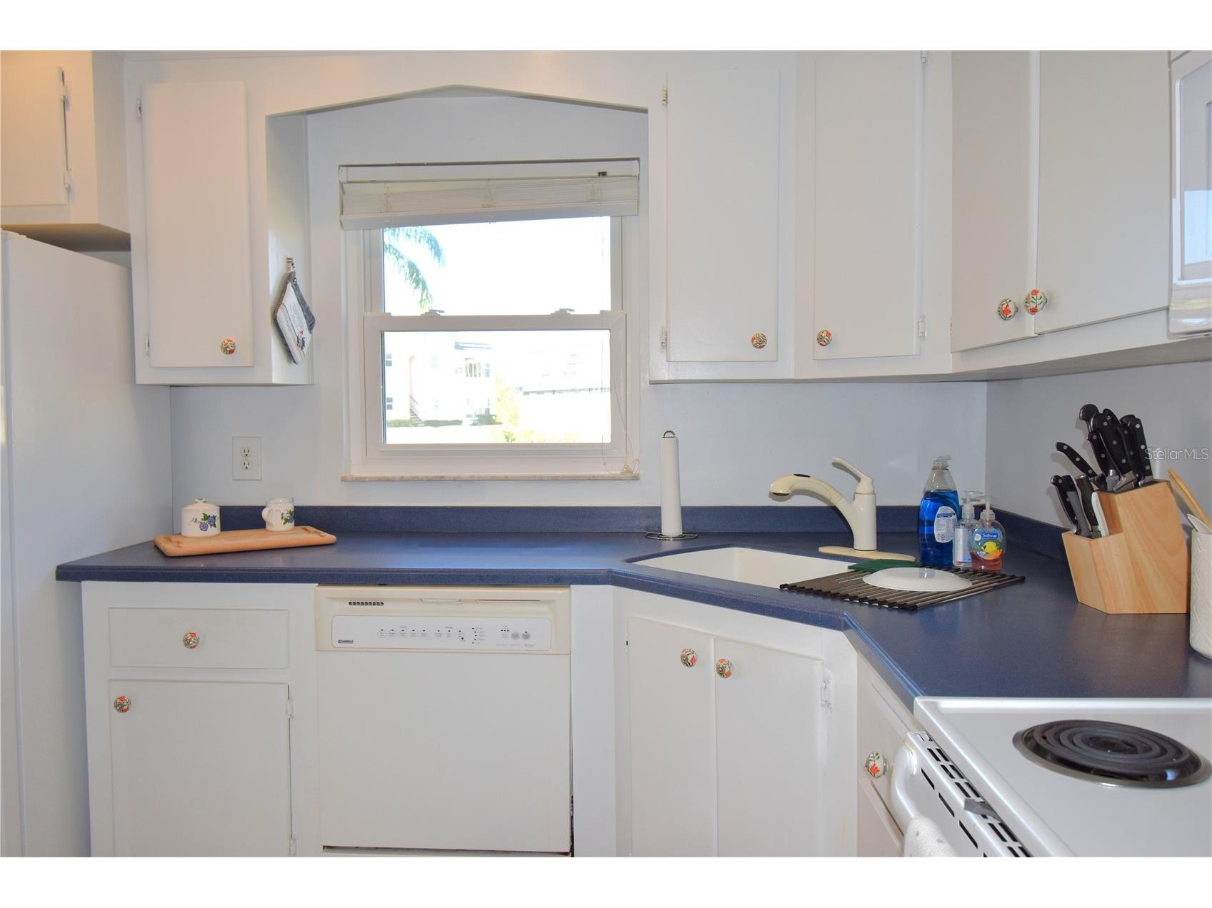 121 Fernwood Circle #121 Seminole FL 33777 - CANAL TO LAKE SEMINOLE TB8470542 image18