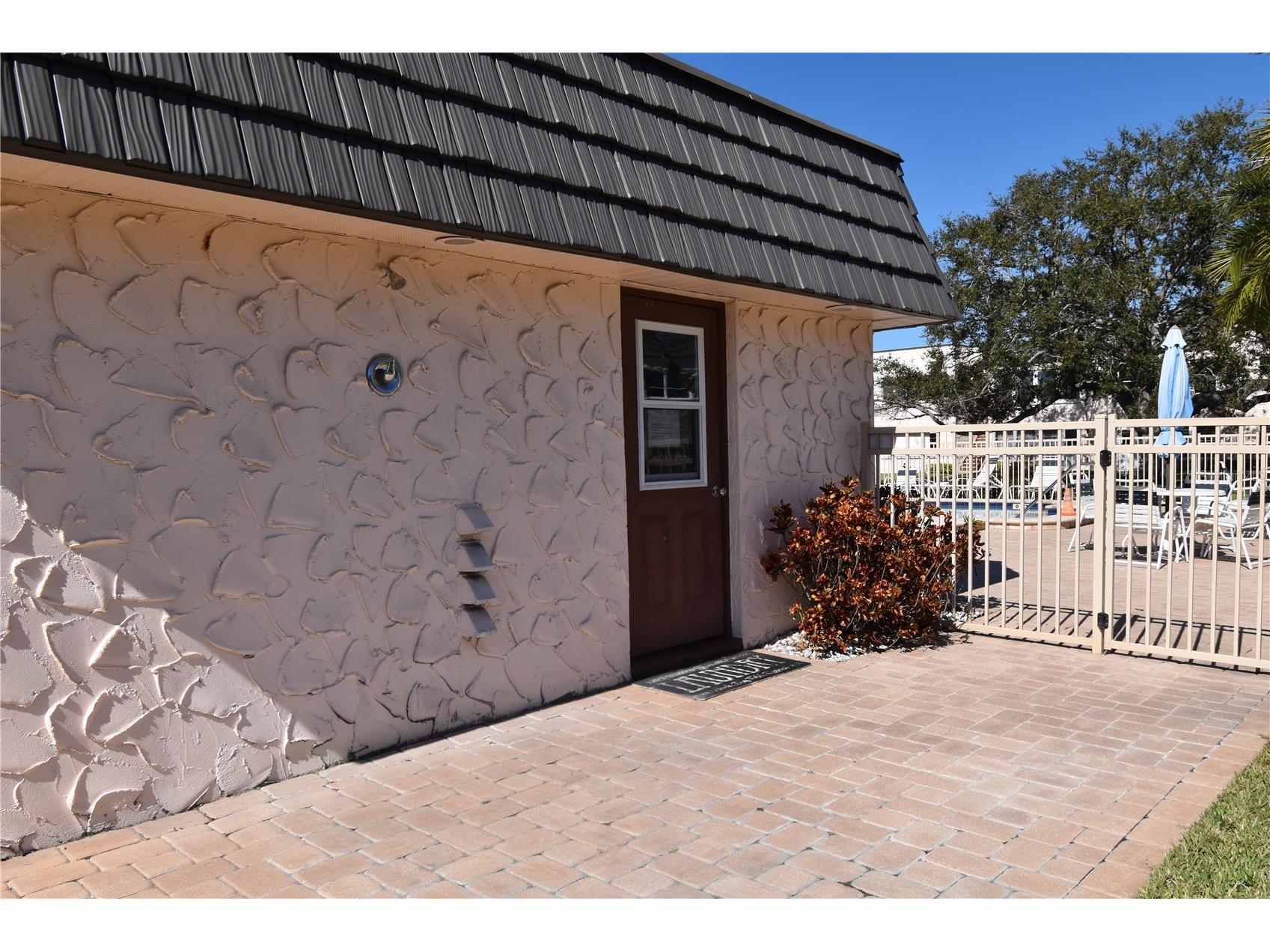 121 Fernwood Circle #121 Seminole FL 33777 - CANAL TO LAKE SEMINOLE TB8470542 image33