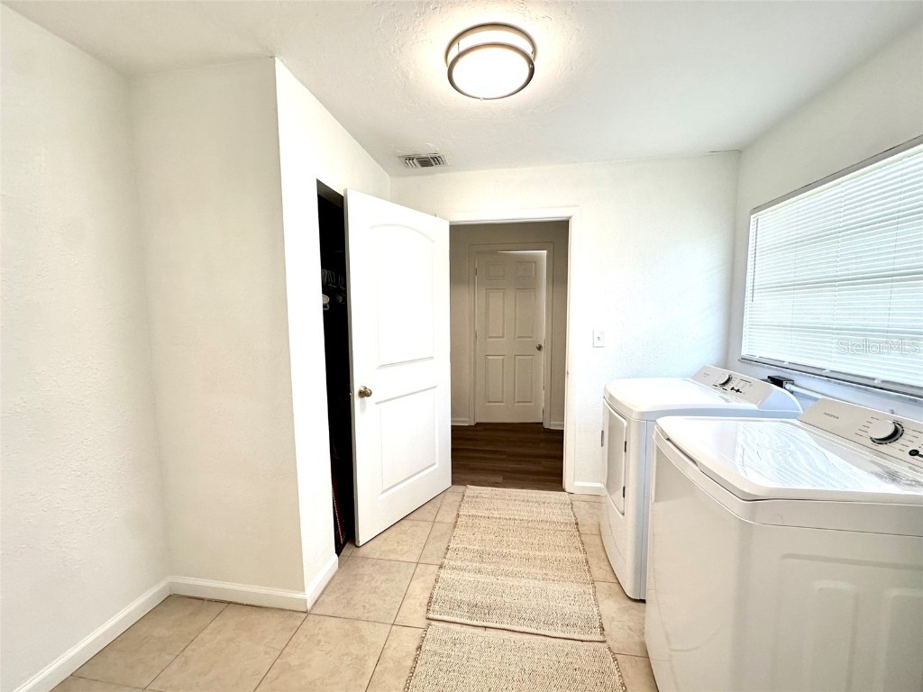 121 Granada Boulevard North Port FL 34287 TB8396251 image20