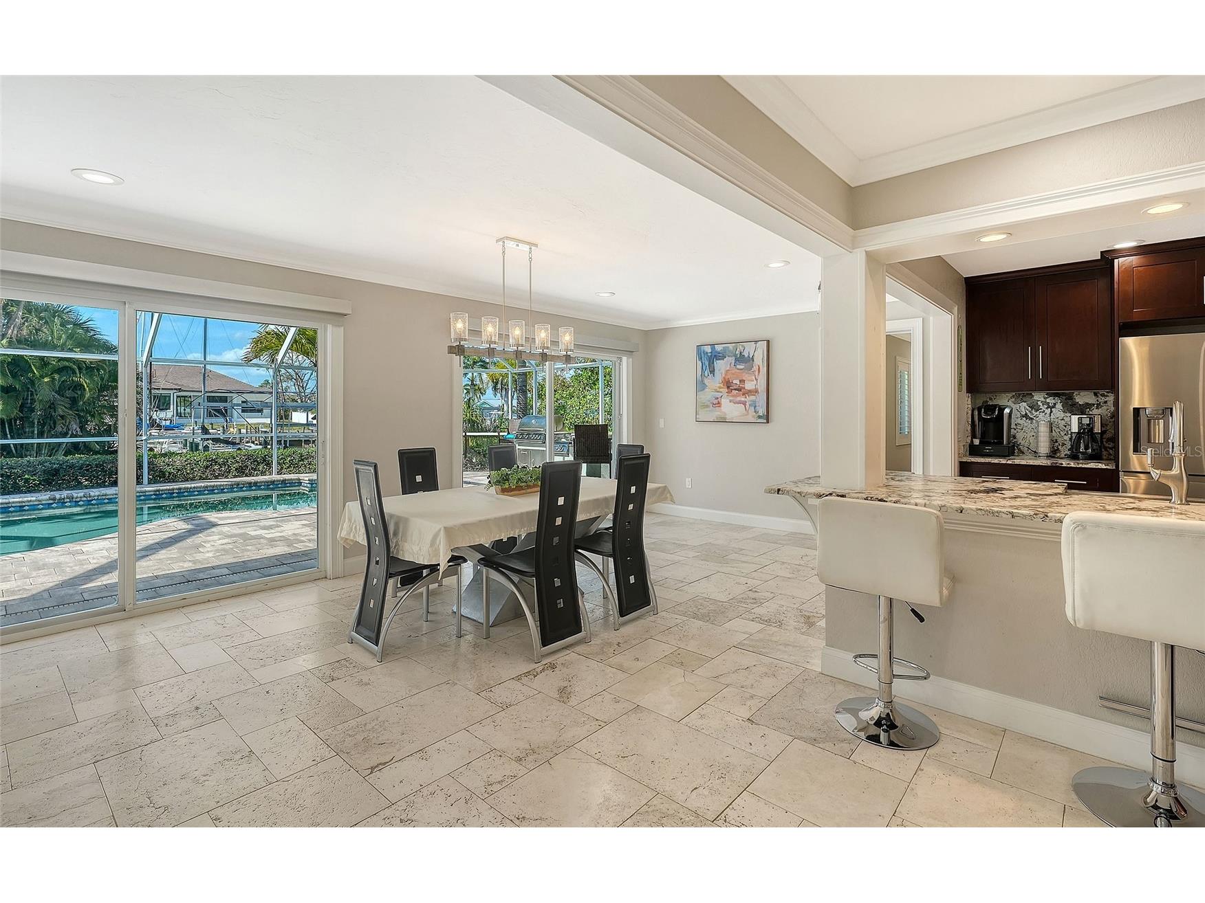 121 Holly Avenue Sarasota FL 34243 A4686397 image14