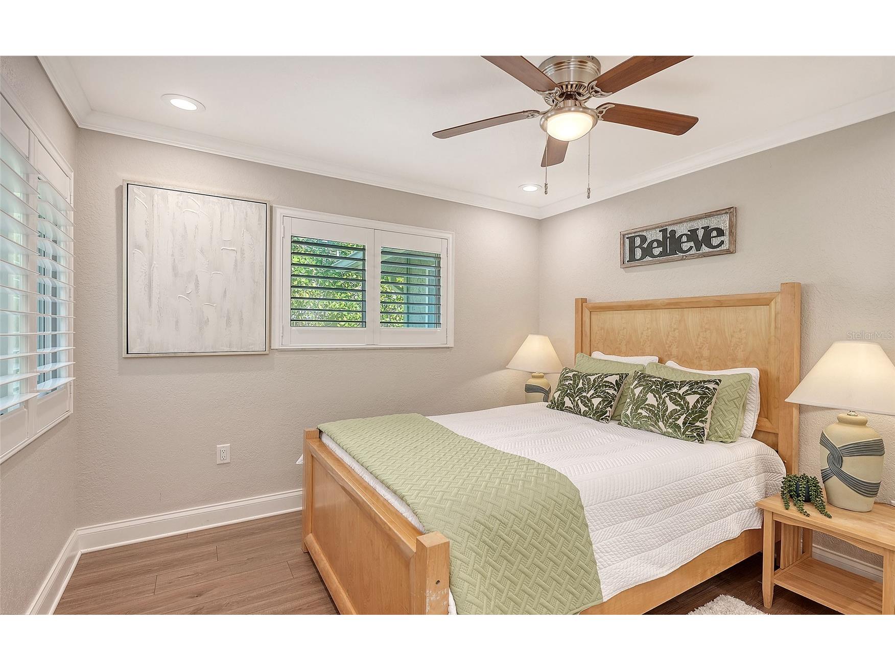 121 Holly Avenue Sarasota FL 34243 A4686397 image26