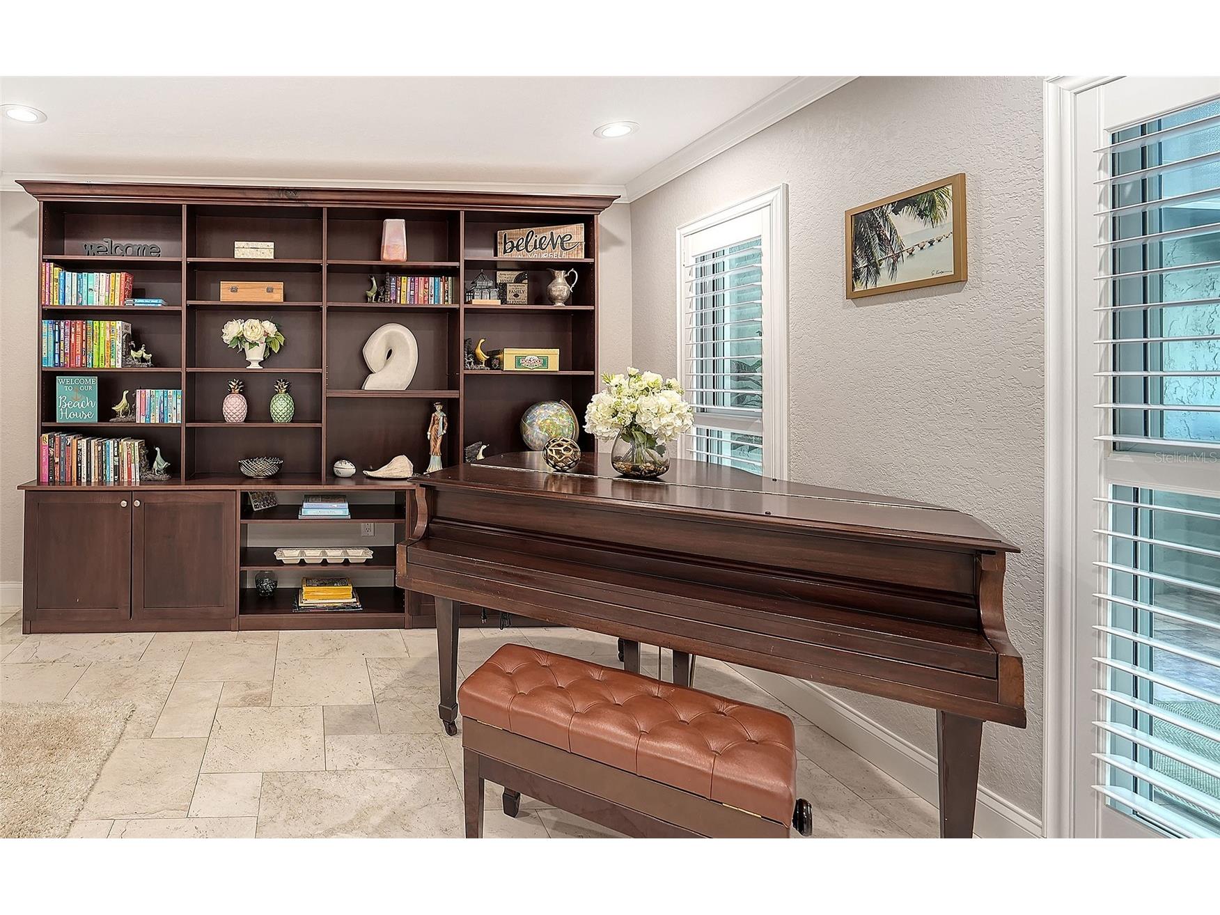 121 Holly Avenue Sarasota FL 34243 A4686397 image30