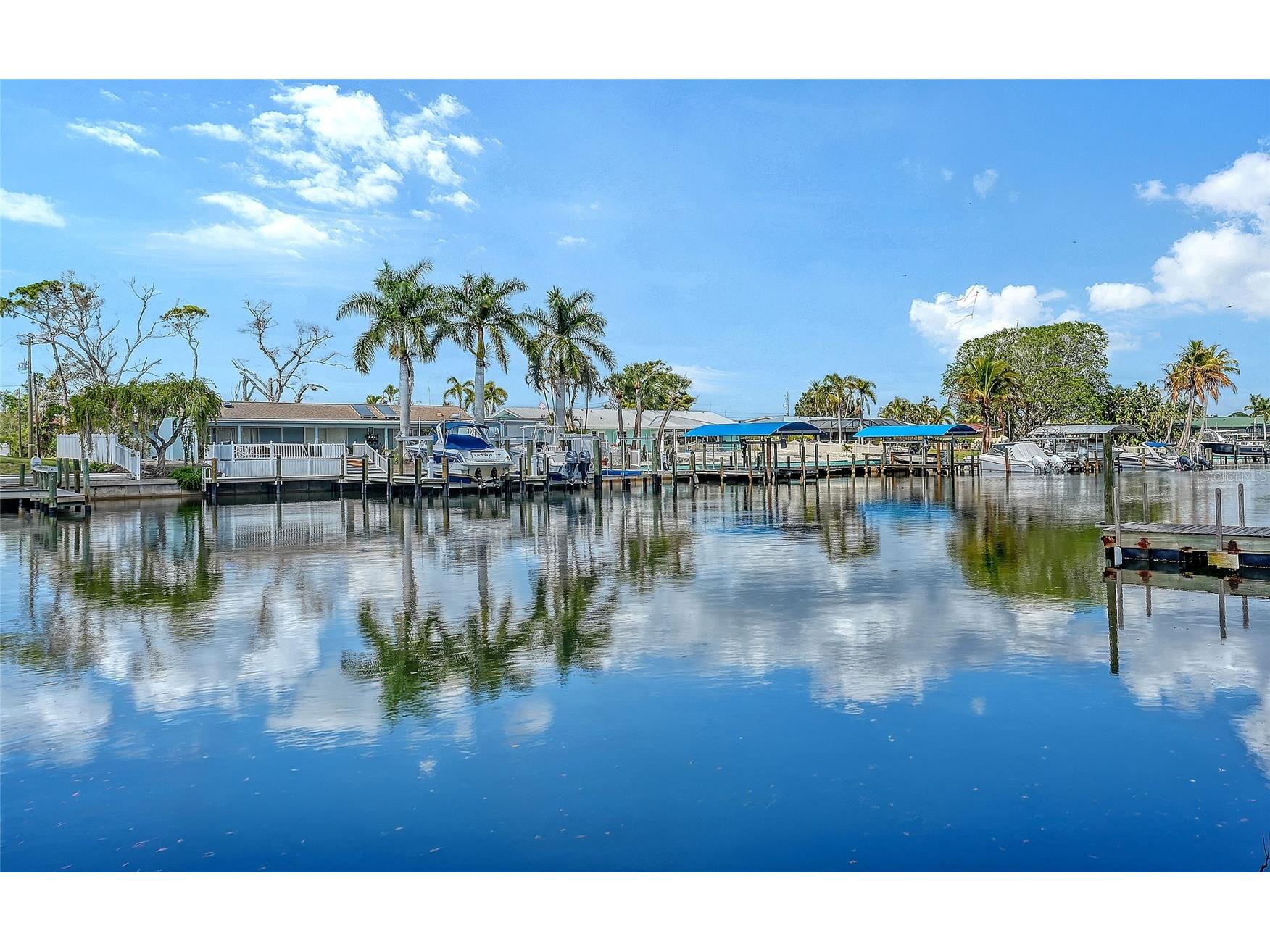 121 Holly Avenue Sarasota FL 34243 A4686397 image38