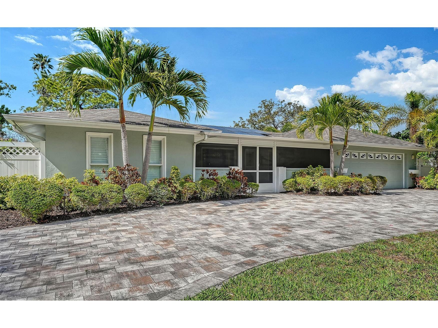 121 Holly Avenue Sarasota FL 34243 A4686397 image7