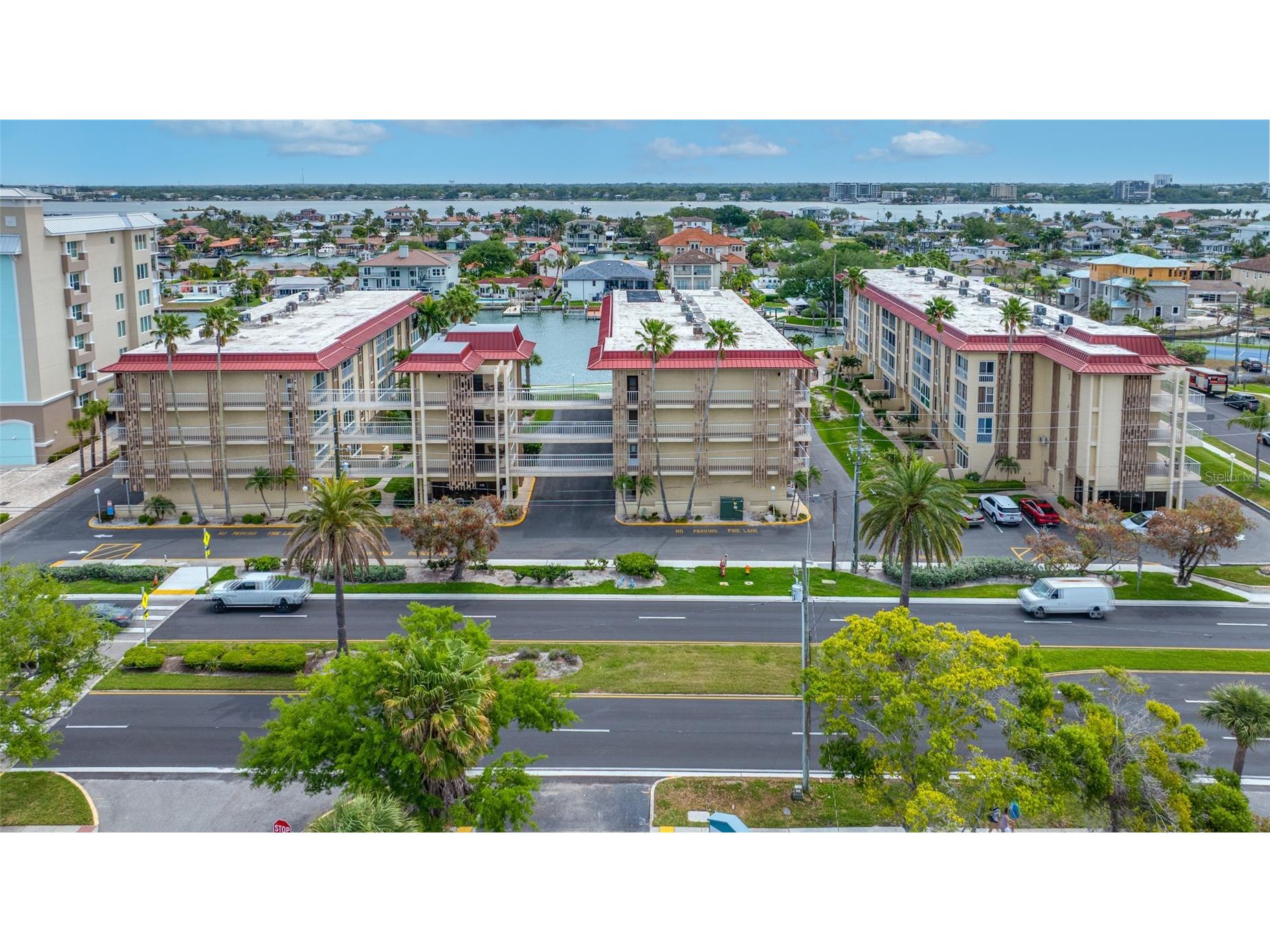 121 Island Way #323 Clearwater Beach FL 33767 TB8495566 image1