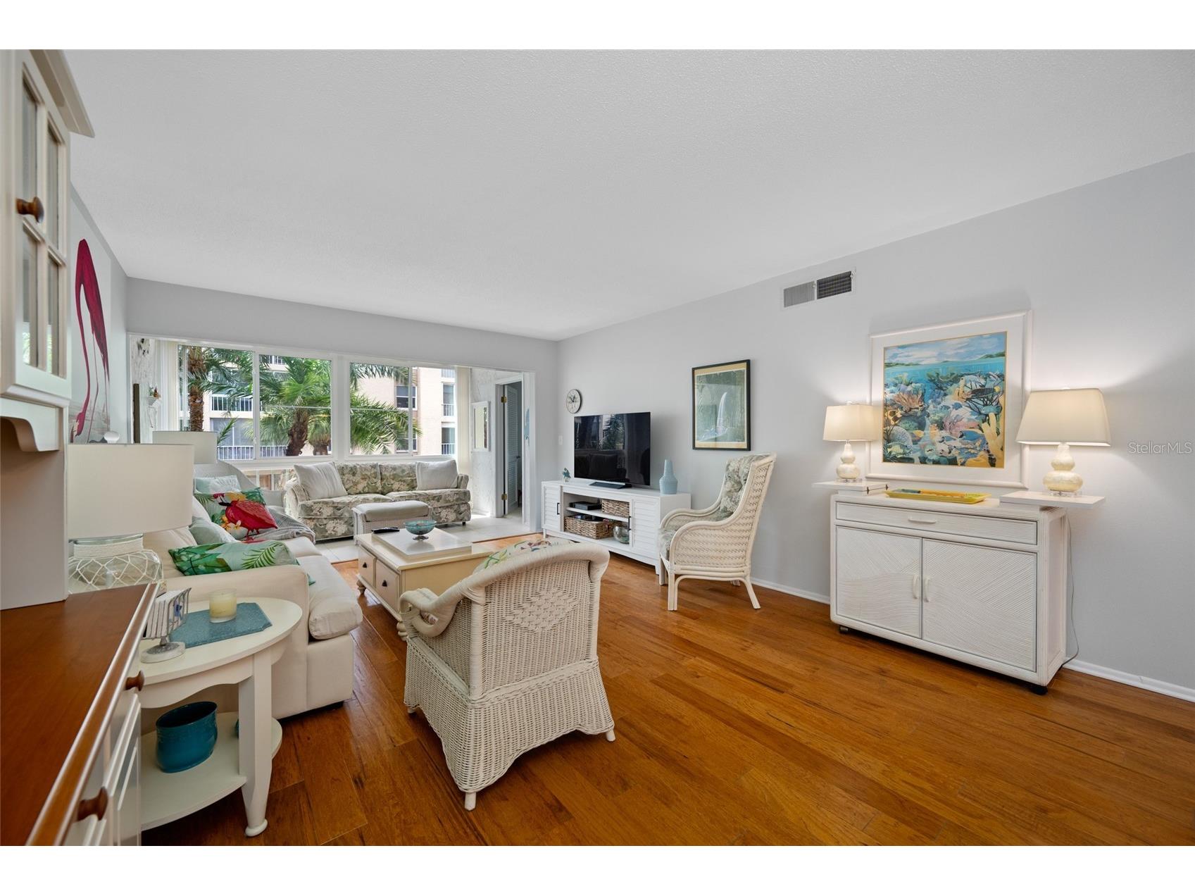 121 Island Way #323 Clearwater Beach FL 33767 TB8495566 image17