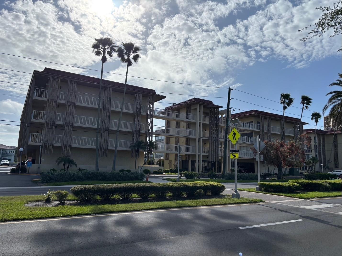 121 Island Way #331 Clearwater Beach FL 33767 TB8492545 image2