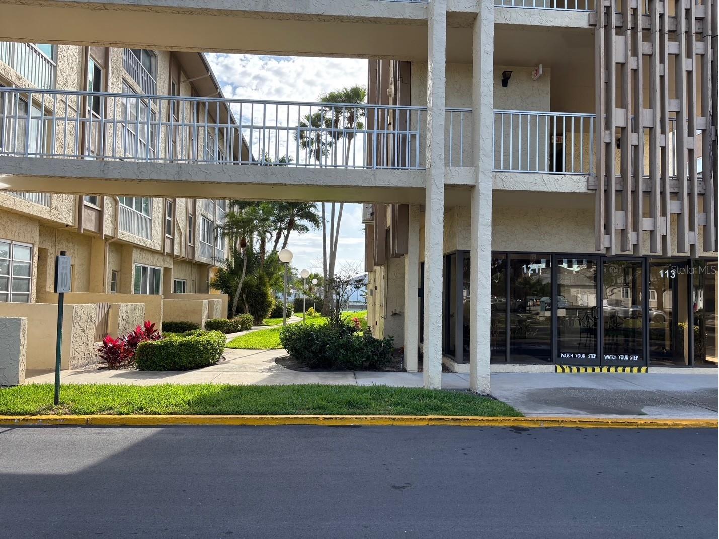 121 Island Way #331 Clearwater Beach FL 33767 TB8494284 image1