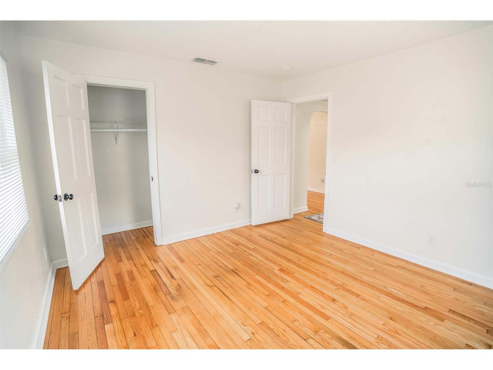 121 Leon Avenue Deland FL 32720 V4948018 image13