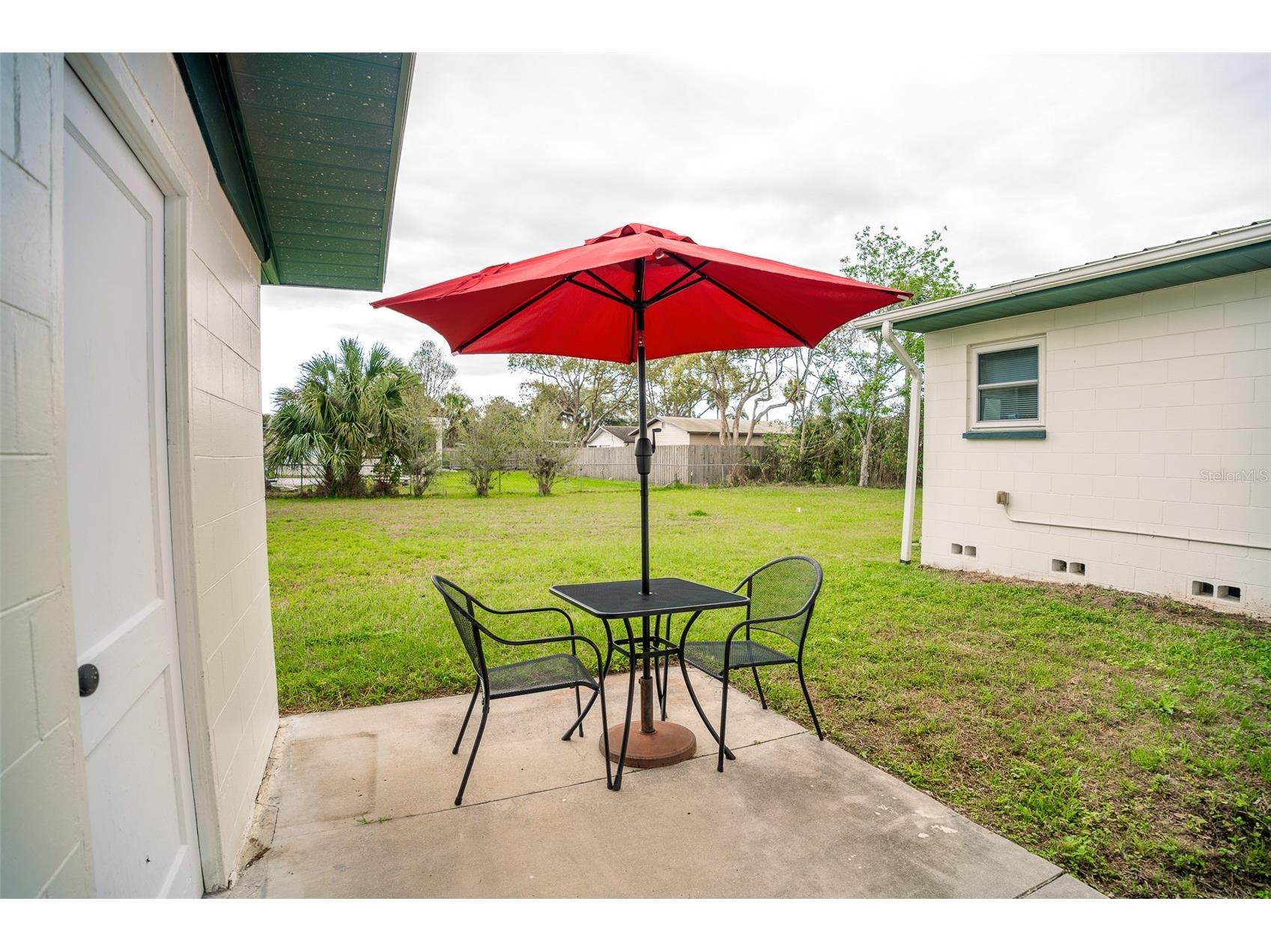 121 Leon Avenue Deland FL 32720 V4948018 image15