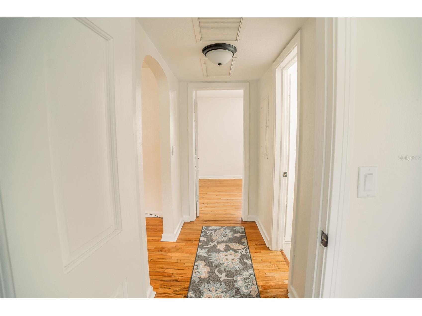 121 Leon Avenue Deland FL 32720 V4948018 image20