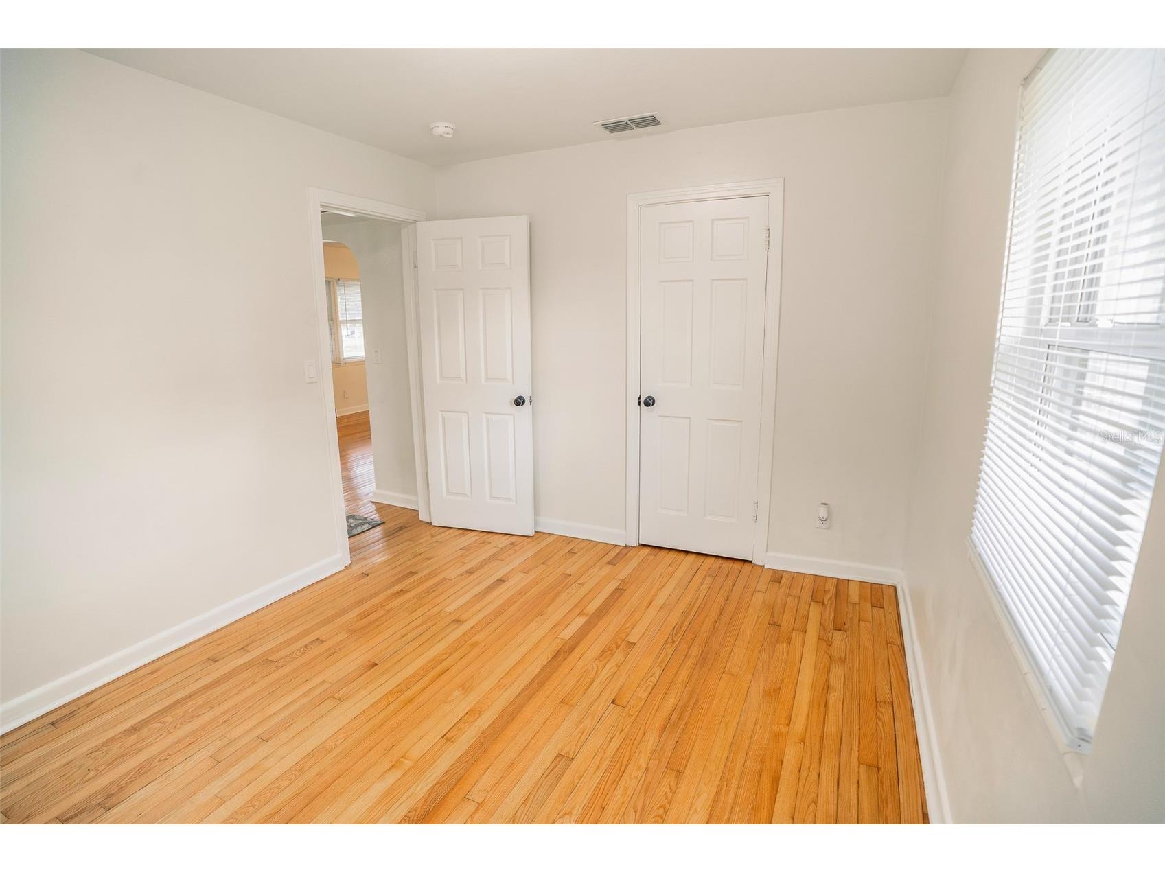 121 Leon Avenue Deland FL 32720 V4948018 image23